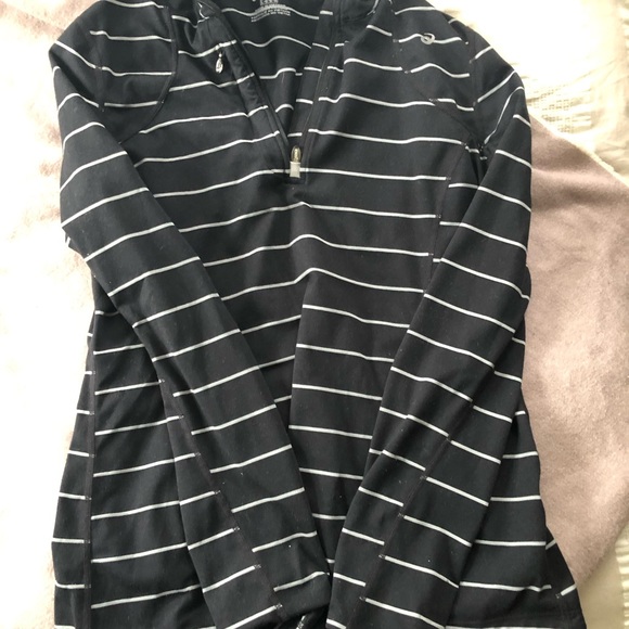 ASICS half zip - Picture 2 of 4